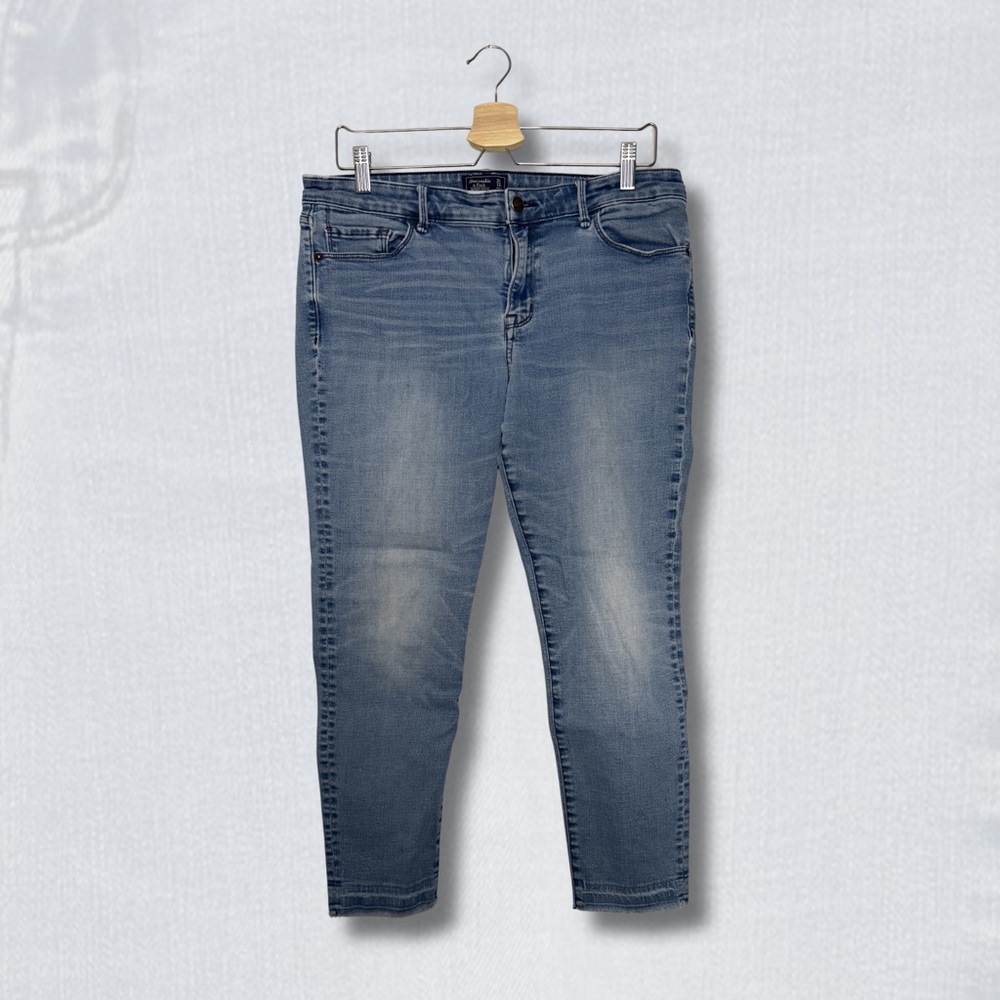 Abercrombie & Fitch Women's Harper Ankle Skinny Jeans in Blue